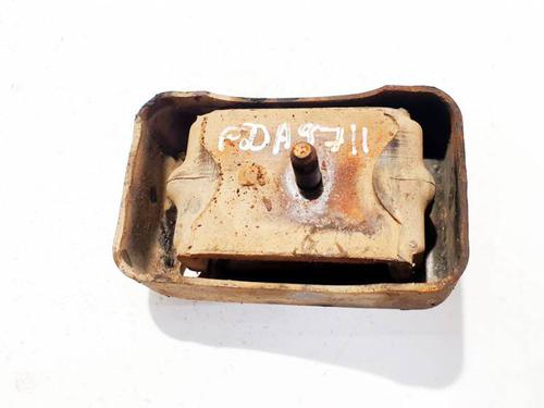 Used Engine mount Engine mount VW VENTO (1H2) 2.8 VR6 (174 hp) 32624163 32624163