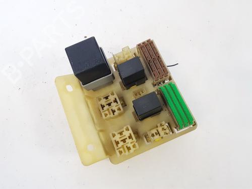 Used Fuse box Fuse box VOLVO V40 Estate (645) 1.9 TD (90 hp) 33097697 33097697
