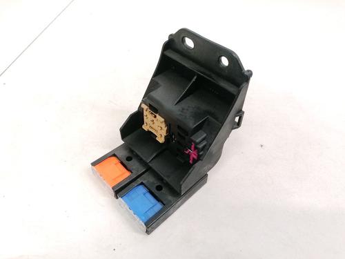 Used Fuse box Fuse box AUDI A6 C6 (4F2) 2.0 TDI (140 hp) 32878700 32878700