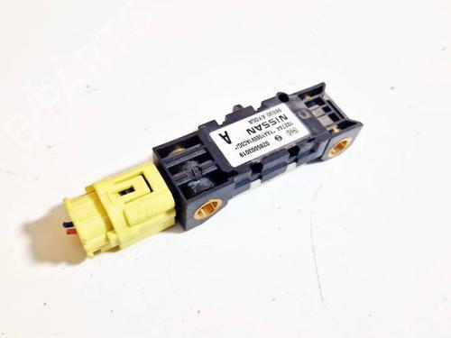 Used Electronic module NISSAN NOTE (E11, NE11) 1.5 dCi (103 hp) 32580475