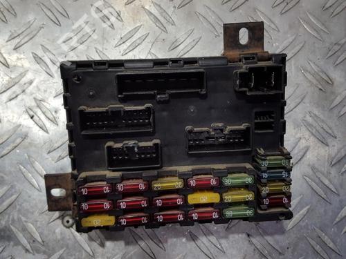 Used Fuse box Fuse box ALFA ROMEO 156 (932_) 1.9 JTD (932B2) (105 hp) 33482815 33482815