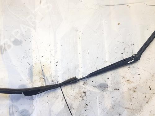 Used Front windshield wiper arm Front windshield wiper arm 32881579 32881579