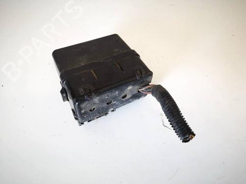 Fuse box OPEL AGILA A (H00) 1.3 CDTI (F68) | BP32956543E1 - Image 2