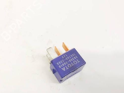 Used Electronic sensor Electronic sensor TOYOTA COROLLA Verso (ZER_, ZZE12_, R1_) 2.2 D-4D (AUR10_, AUR10R) (136 hp) 32590493 32590493