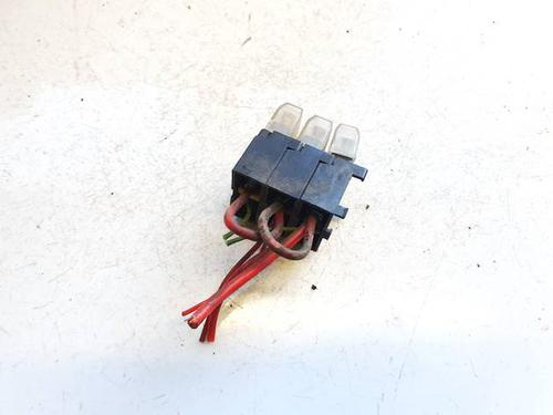 Used Fuse box Fuse box TOYOTA AVENSIS (_T22_) 2.0 D-4D (CDT220_, CDT220R) (110 hp) 32595447 32595447