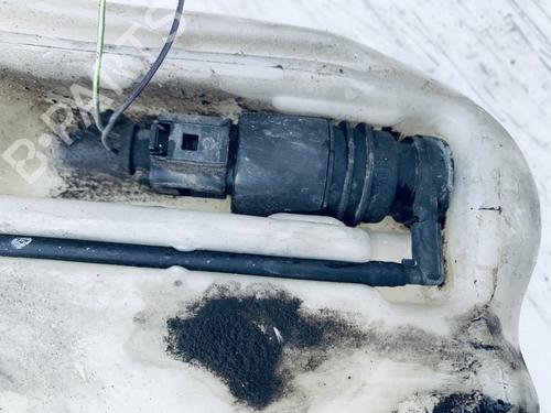 washer-pump-audi-a6-c5-4b2-4b4-1997-1998-1999-2000-2001-2002-2003-2004-2005-35596218 main image