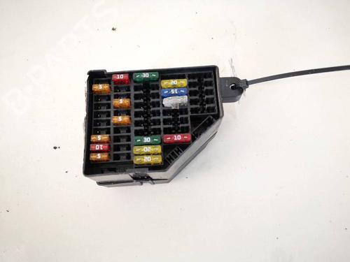 fuse-box-vw-passat-b6-3c2-2005-2006-2007-2008-2009-2010-2011-32918841 main image