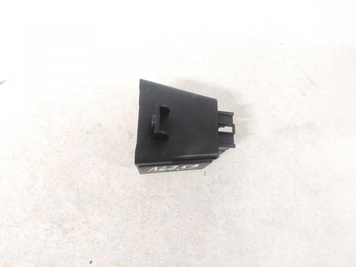 Used Cup/Object holder Cup/Object holder FORD MONDEO III (B5Y) 2.0 16V TDDi / TDCi (115 hp) 35561186 35561186