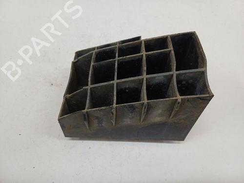 Frontfangerbrakett Frontfangerbrakett OPEL MOVANO A Bus (X70) 2.5 D (JD) (80 hp) 34799848 34799848