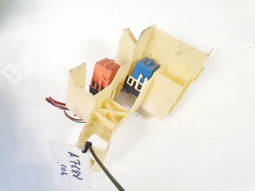 Fuse box BMW 3 (E46) 318 i | BP32896385E1 - Image 3