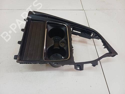 Used Cup/Object holder Cup/Object holder BMW 3 (E90) 318 i (143 hp) 34842745 34842745