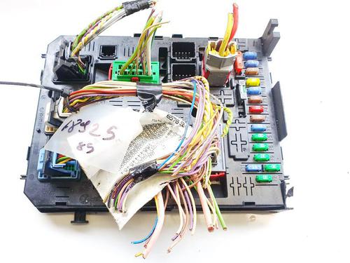 Used Fuse box Fuse box CITROËN C4 Picasso I MPV (UD_) 1.6 HDi (109 hp) 32937556 32937556