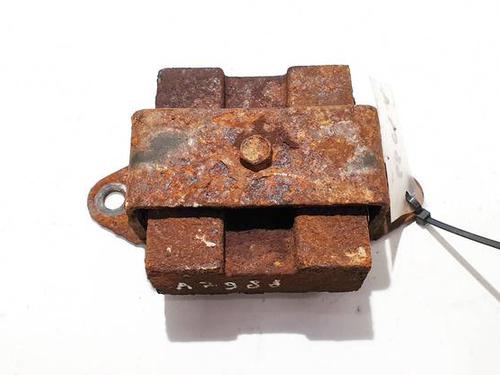 Used Engine mount Engine mount MAZDA 5 (CR) 2.0 CD (CR19) (110 hp) 32920679 32920679