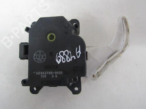 Used Electronic module Electronic module TOYOTA COROLLA Verso (ZER_, ZZE12_, R1_) 2.2 D-4D (AUR10_, AUR10R) (136 hp) 33513753 33513753
