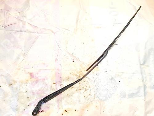 front-windshield-wiper-arm-audi-a3-8l1-1996-1997-1998-1999-2000-2001-2002-2003-2004-2005-2006-32895279 main image