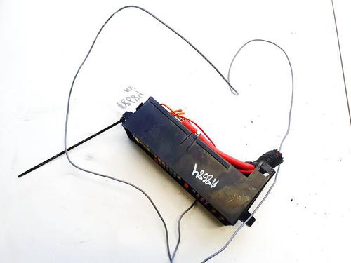 Used Fuse box Fuse box VW GOLF PLUS V (5M1, 521) 1.6 FSI (115 hp) 32928292 32928292