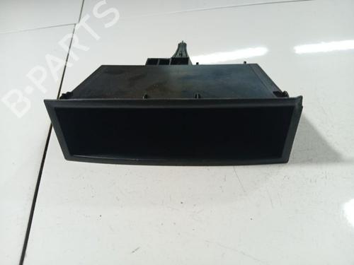 Used Glove box Glove box 37227723 37227723