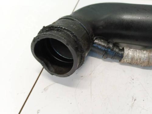 Pipe SKODA SUPERB II (3T4) 1.8 TSI | BP32572387M125