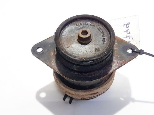 Used Engine mount Engine mount VW PASSAT B3/B4 Variant (3A5, 35I) 1.9 TDI (90 hp) 32894383 32894383