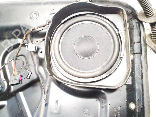 Used Speaker Speaker VW TOUAREG (7LA, 7L6, 7L7) 2.5 R5 TDI (174 hp) 32546175 32546175