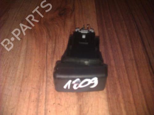 Used Warning switch Warning switch MAZDA 3 (BK) 1.6 (BK14) (105 hp) 35832472 35832472