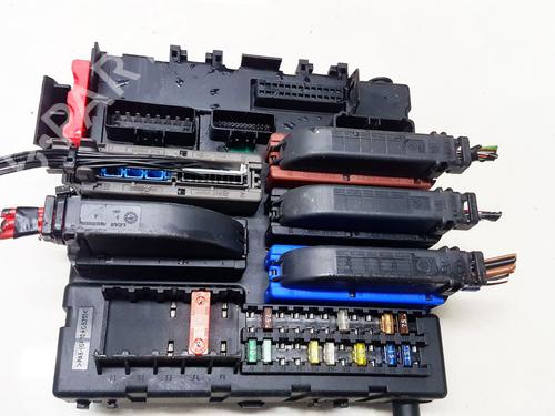 Used Fuse box Fuse box OPEL VECTRA C (Z02) 2.2 16V (F69) (147 hp) 33103866 33103866