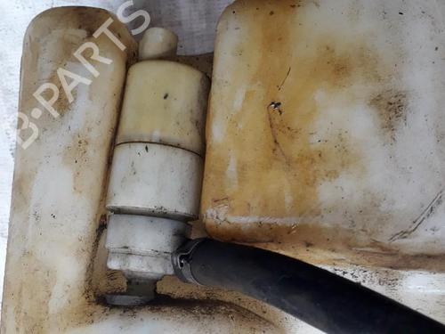 Used Washer pump Washer pump OPEL SINTRA (APV) 3.0 i 24V (OUN16, Y94) (201 hp) 35852393 35852393