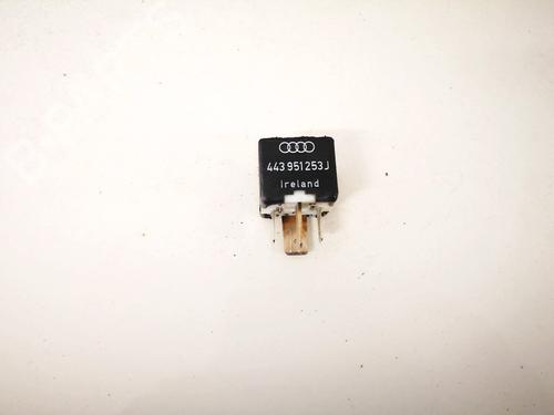 Used Electronic sensor Electronic sensor AUDI 100 C3 Saloon (443, 444) 2.2 quattro (137 hp) 33074278 33074278