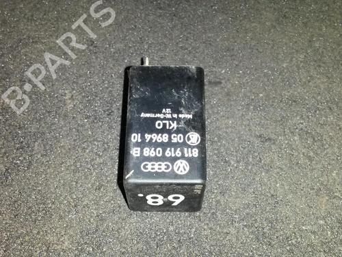 Used Electronic sensor Electronic sensor AUDI 80 B3 Saloon (893, 894, 8A2) 1.8 (75 hp) 33480023 33480023