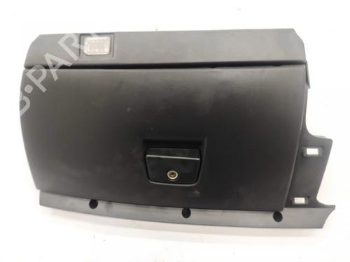 Used Glove box Glove box VOLVO V50 (545) 2.0 D (136 hp) 35565747 35565747