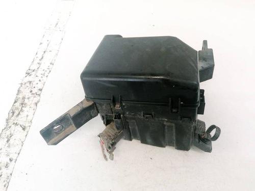 Used Fuse box Fuse box FIAT SEDICI (189_) 1.9 D Multijet (120 hp) 32920850 32920850