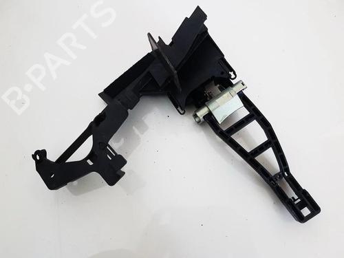 front-left-exterior-door-handle-ford-mondeo-iv-ba7-2007-2008-2009-2010-2011-2012-2013-2014-2015-35838529 main image