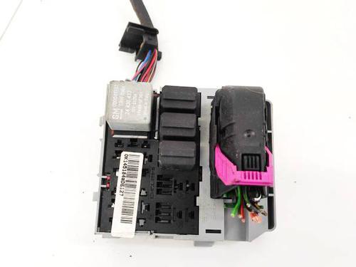 fuse-box-opel-meriva-a-mpv-x03-2003-2004-2005-2006-2007-2008-2009-2010-32933427 main image