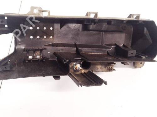 Used Fuse box Fuse box VOLVO V70 II (285) D5 (163 hp) 34427480 34427480