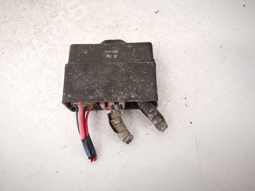 Used Fuse box Fuse box 38102768 38102768