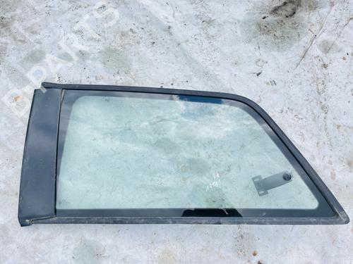 Panel rude bagtil venstre Panel rude bagtil venstre 35498695 35498695