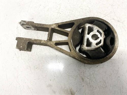 Used Engine mount Engine mount OPEL CORSA D (S07) 1.3 CDTI (L08, L68) (75 hp) 32593150 32593150