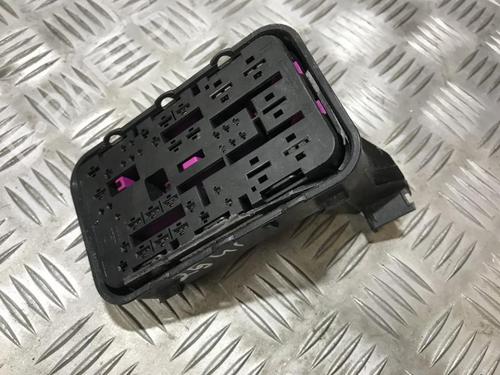 fuse-box-seat-altea-5p1-2004-2005-2006-2007-2008-2009-2010-2011-2012-2013-2014-2015-33494289 main image