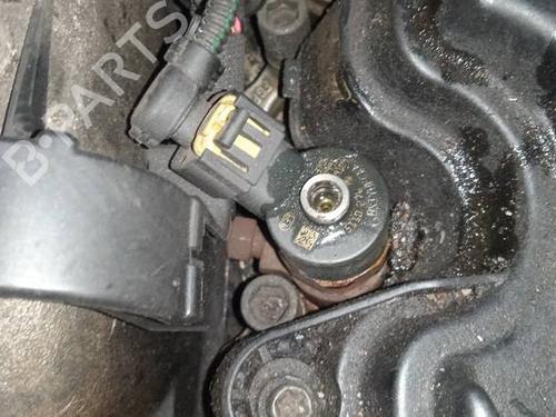 Used Injector Injector OPEL ZAFIRA / ZAFIRA FAMILY B (A05) 1.9 CDTI (M75) (120 hp) 35128555 35128555