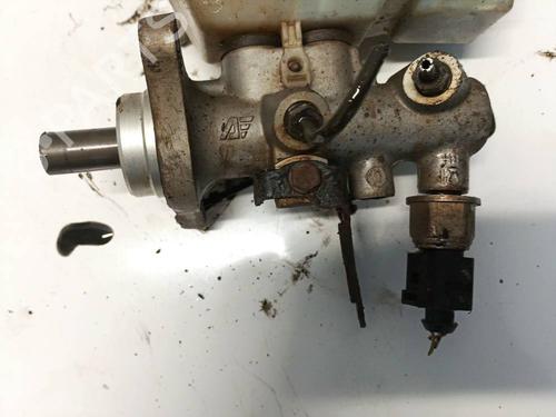 Used Brake master cylinder Brake master cylinder 34821918 34821918