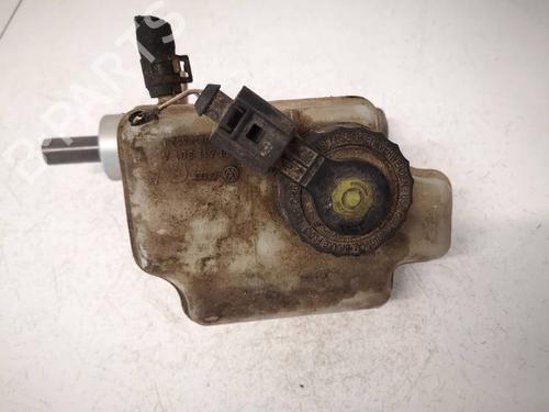 Used Brake fluid reservoir Brake fluid reservoir 38790949 38790949