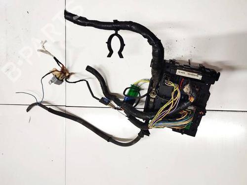 Used Fuse box Fuse box PEUGEOT 807 (EB_) 2.2 HDi (128 hp) 32582678 32582678