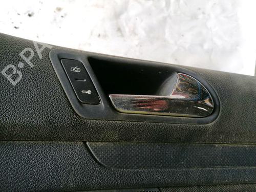 Used Front right interior door handle Front right interior door handle VW GOLF V (1K1) 1.6 FSI (115 hp) 35424303 35424303