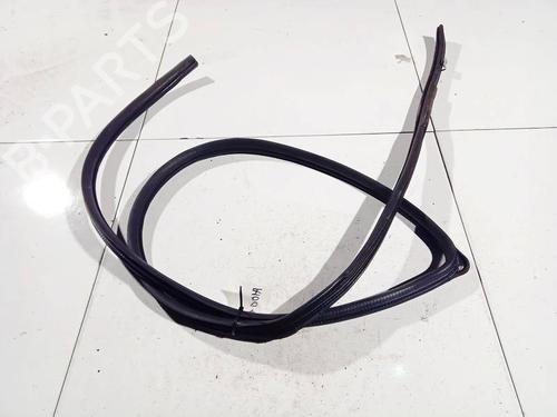 Gummiliste Gummiliste TOYOTA COROLLA Verso (ZER_, ZZE12_, R1_) 2.2 D-4D (AUR10_, AUR10R) (136 hp) 35125826 35125826
