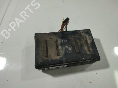 fuse-box-peugeot-206-sw-2ek-2002-32536455 main image