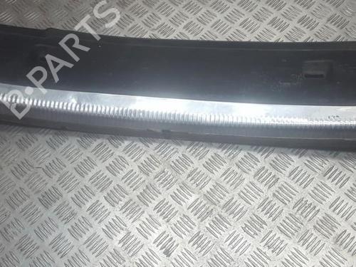 Estribo Estribo VW BORA I (1J2) 1.9 TDI (115 hp) 35706008 35706008