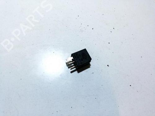 Used Electronic sensor Electronic sensor MERCEDES-BENZ A-CLASS (W168) A 140 (168.031, 168.131) (82 hp) 33508207 33508207