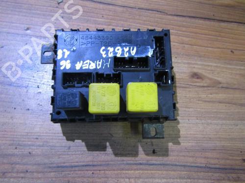 Used Fuse box Fuse box FIAT MAREA Weekend (185_) 1.8 115 16V (113 hp) 33480986 33480986