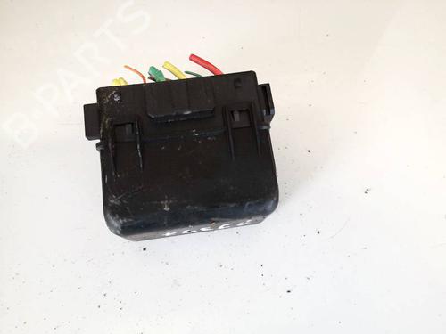 fuse-box-renault-megane-iii-hatchback-bz01_-b3_-2008-32955915 main image