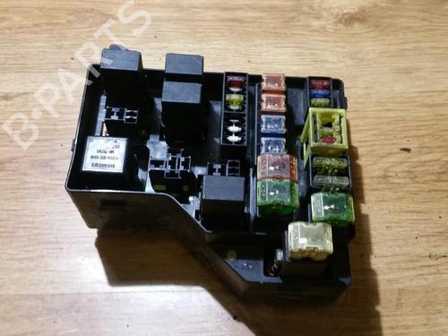 Used Fuse box Fuse box 33481278 33481278